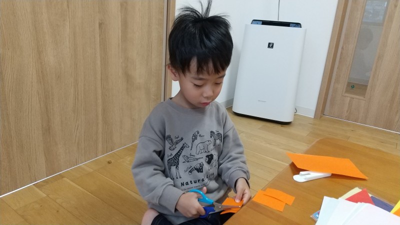 IMG_0004_BURST00120251128155529